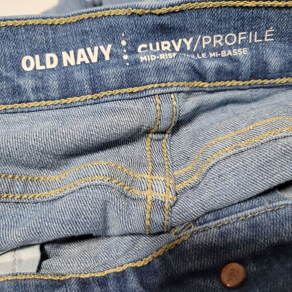 Old Navy Curvy Profile Mid Rise Jeans Womens Size 2 Straight Light Wash Denim - Picture 4 of 5